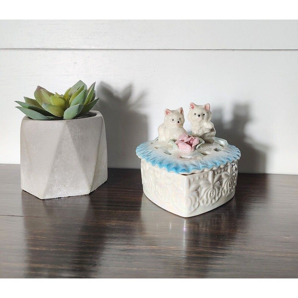 Vintage Porcelain Cat Trinket Box Kittens Pink Rose Blue Lid Cottagecore